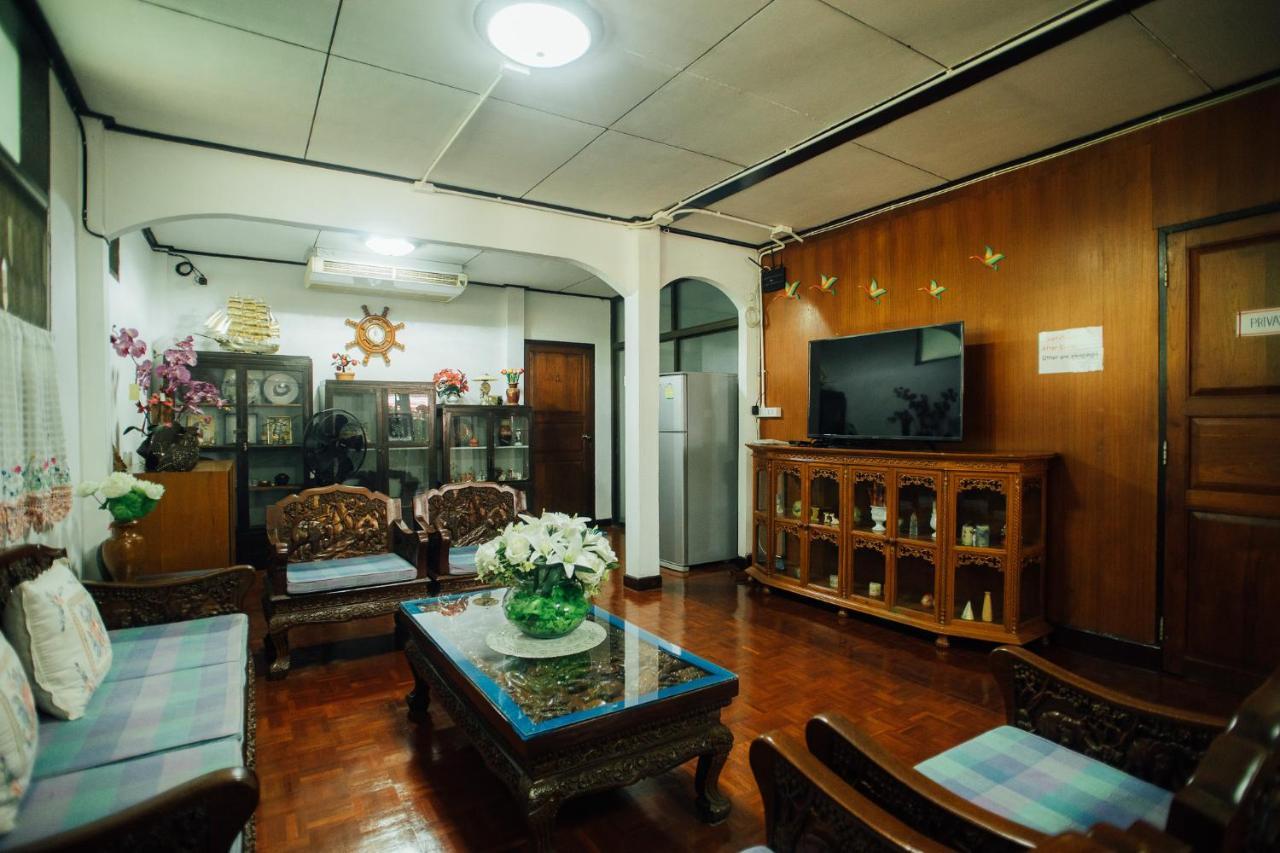 Nu Phen Homestay Chiang Mai Esterno foto